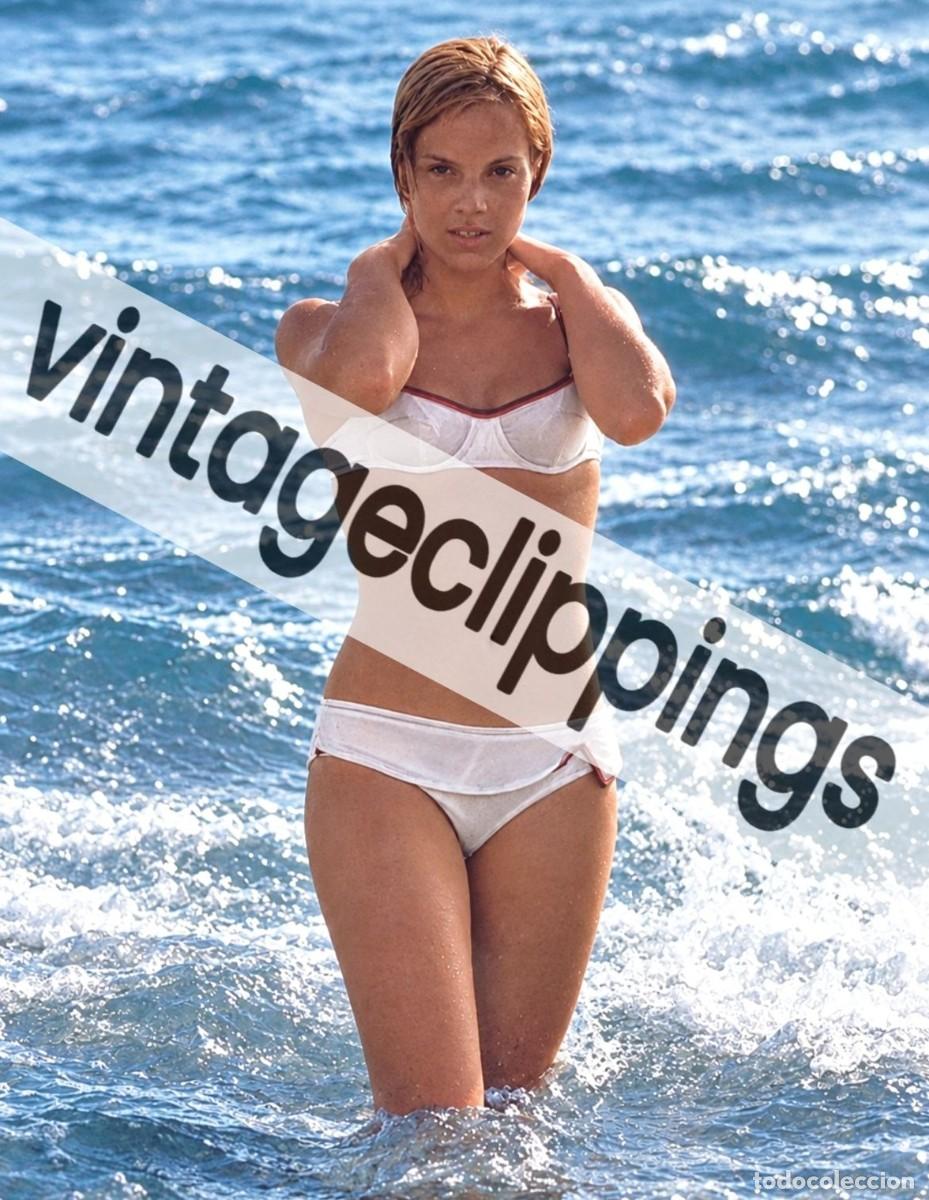 Fotos de cantantes: SYLVIE VARTAN en Espa&ntilde;a Fotografia 1965 Bikini Foto #5 sexy 20x15 Las Palmas