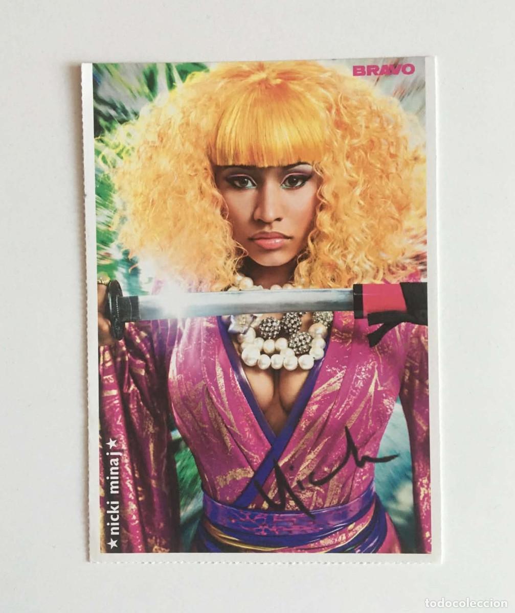 Fotos de cantantes: Nicki Minaj / Eminem Trading Collectible Card Rookie Rare Bravo Magazine Bulgaria 2011 Music Hip-Hop