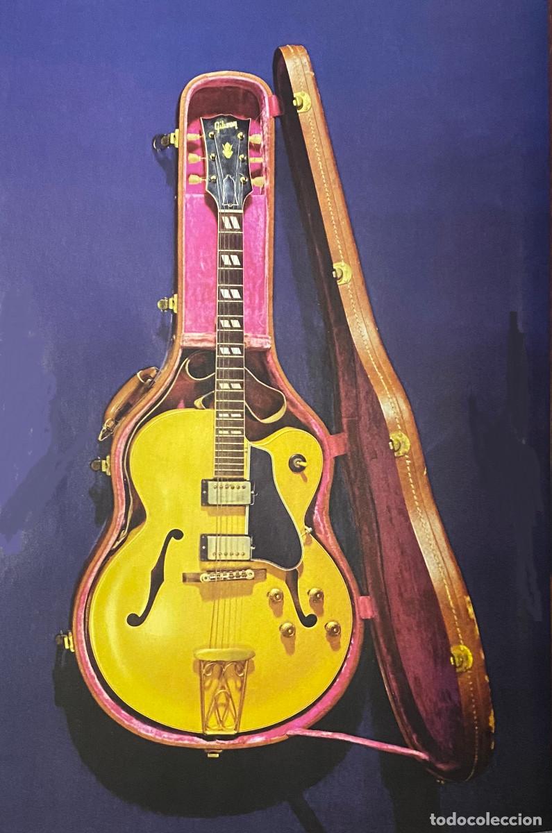 Fotos de cantantes: Fotograf&iacute;a art&iacute;stica. Guitarra Gibson de Chuck Berry 'Maybellene'. Tama&ntilde;o folio, enmarcable. Nueva.
