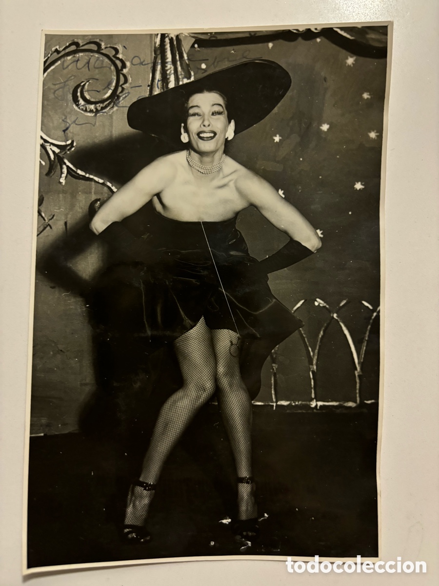 Fotos de cantantes: Foto original de vedette