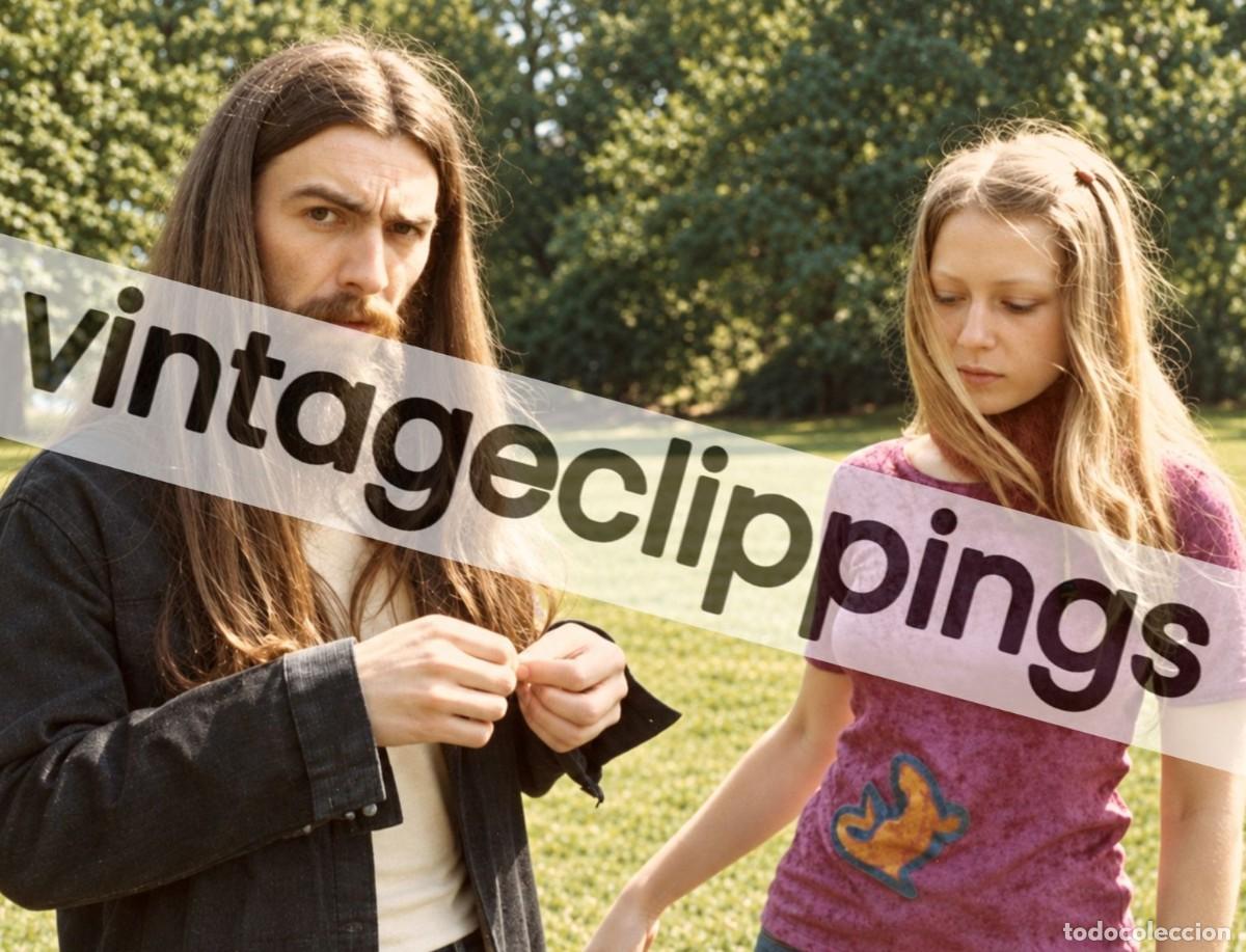 Photos of Singers: GEORGE HARRISON & PATTIE BOYD en Friar Park Fotografia 1970 candid foto Beatles All Things Must Pass