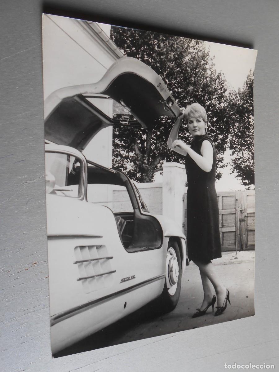 Photos de Chanteurs et Chanteuses: FOTO de - PETULA CLARK - de 18 x 24 cms