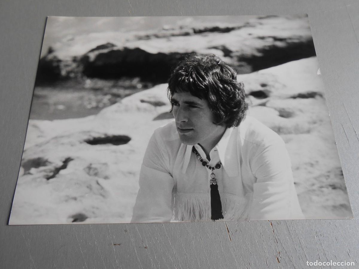 Photos of Singers: FOTO de - MIGUEL RIOS - de 24 x 18 cms