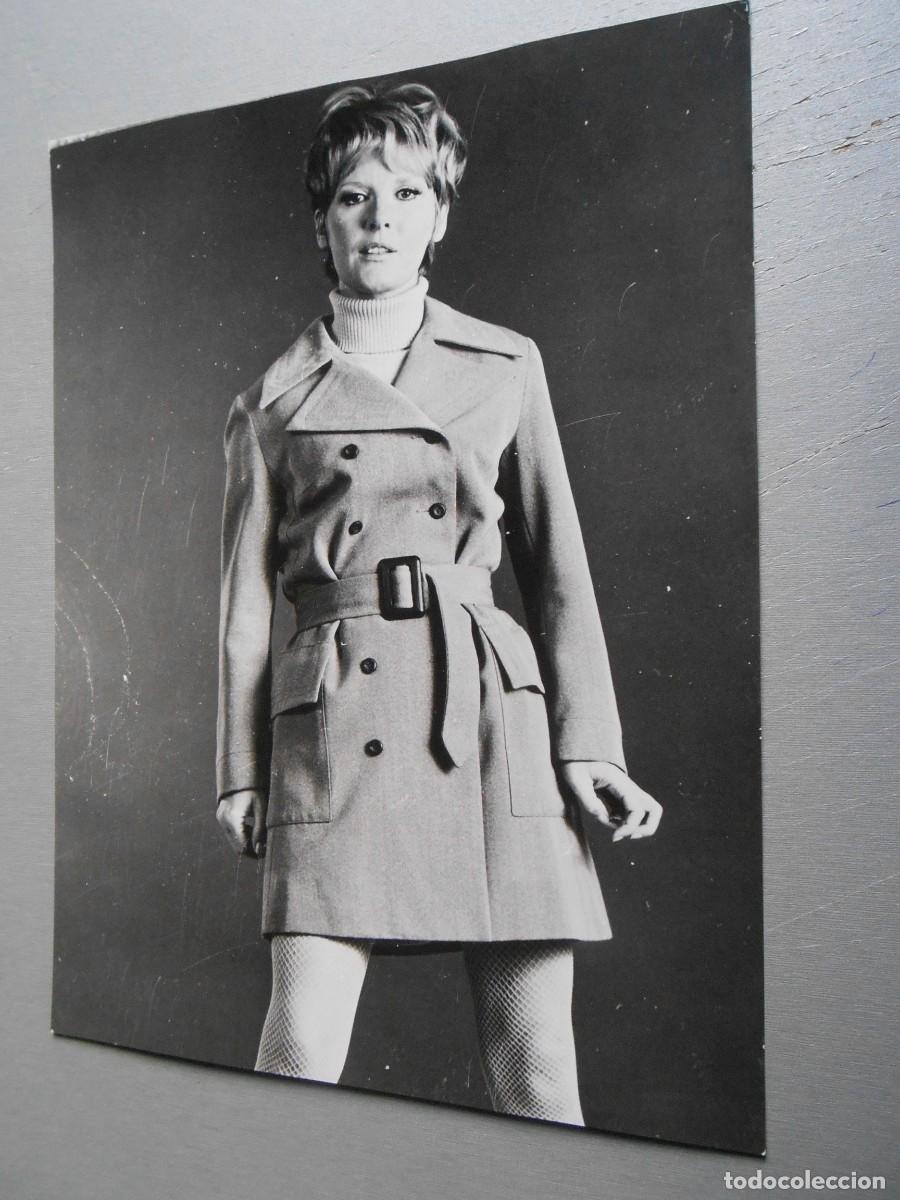 Photos of Singers: FOTO de - PETULA CLARK - de 18 x 24 cms