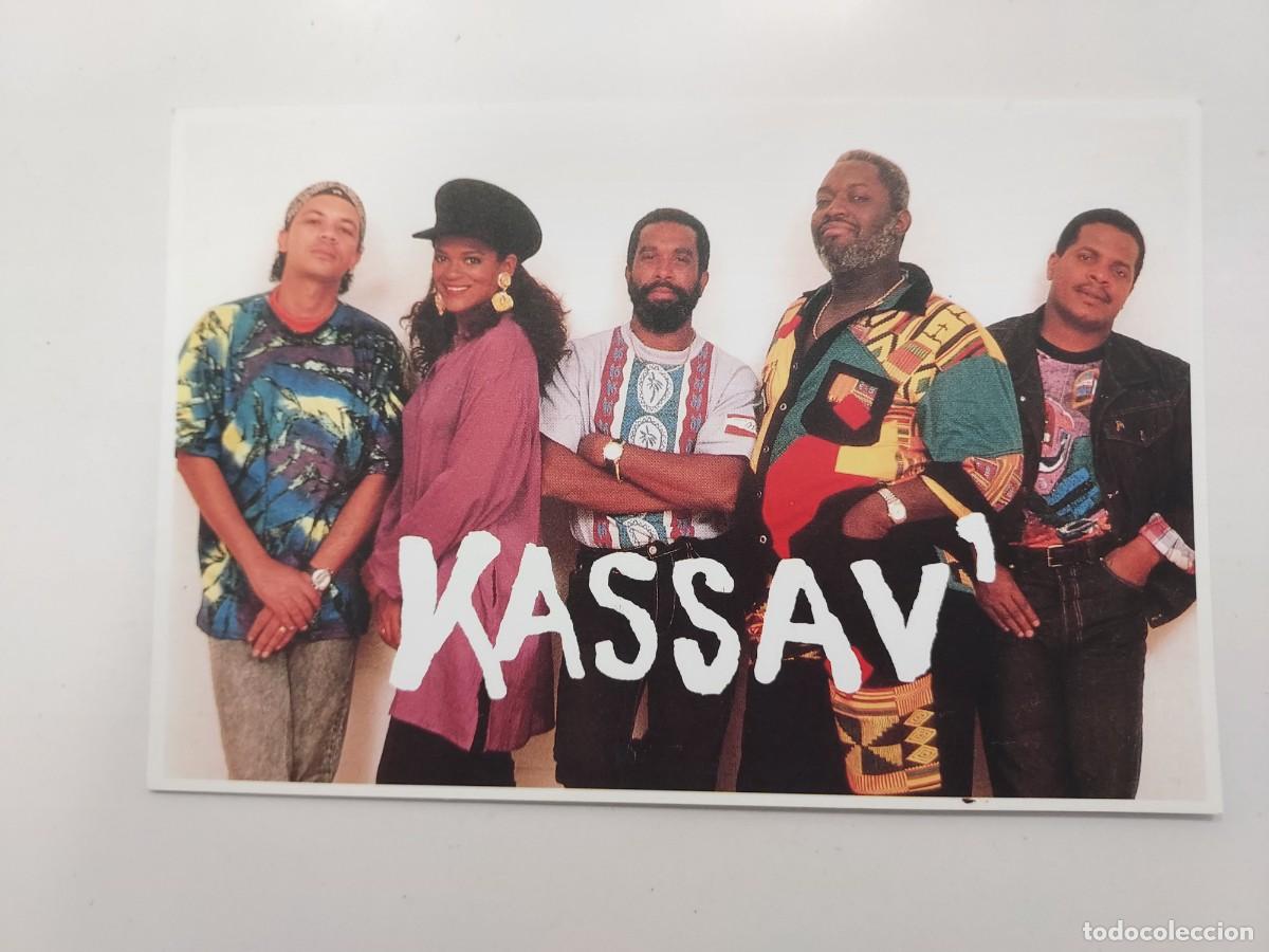 Fotos de cantantes: POSTAL PUBLICIDAD GRUPO KASSAV ALBUM TEKIT IZI, COLUMBIA. FOTO MICHEL BOCANDE