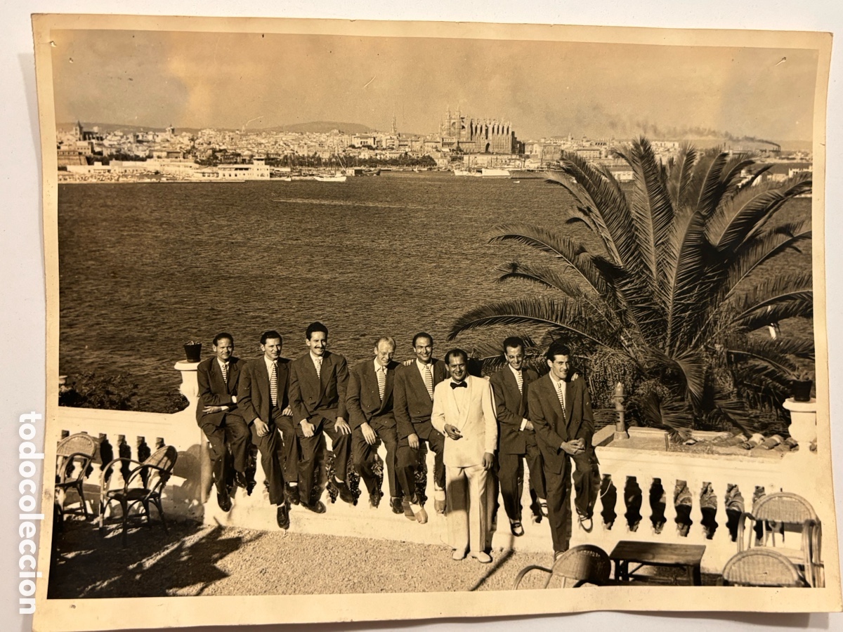 Fotos de cantantes: Foto original de orquesta en Palma de Mallorca foto Balear