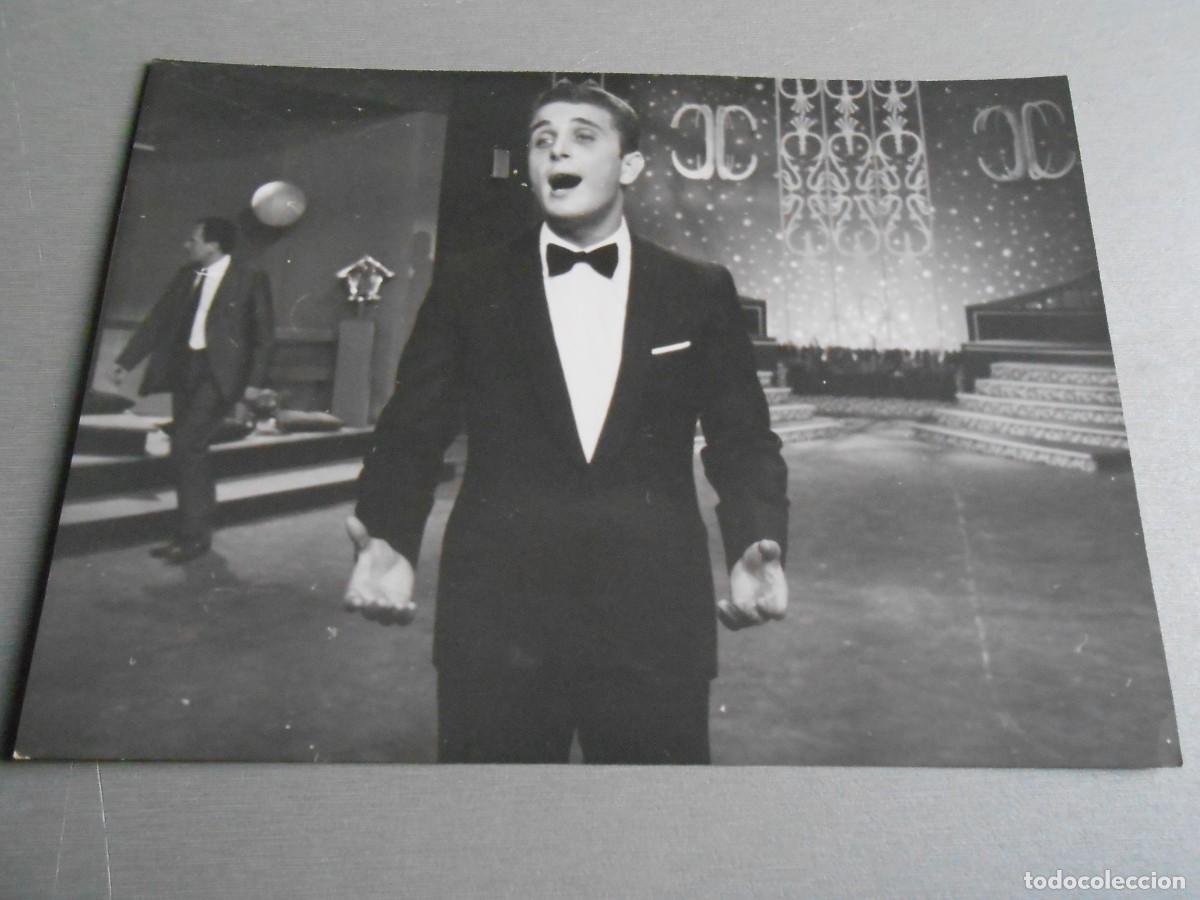 Fotos de cantantes: FOTO de - JAIME MOREY - de 17,5 x 13 cms.