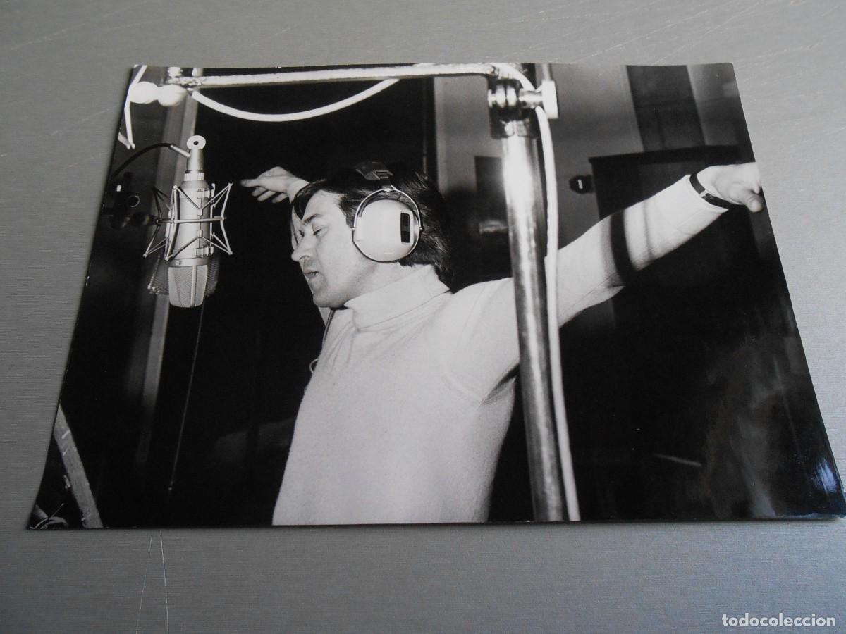 Fotos de cantantes: FOTO de - VALEN - de 24 x 18 cms.