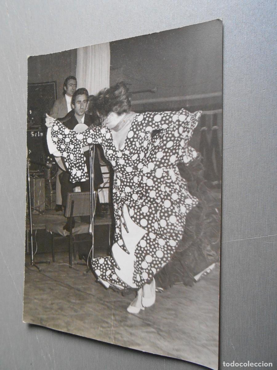 Fotos de cantantes: FOTO de - DESCONOCIDA ??? - de 12,5 x 17,5 cms.