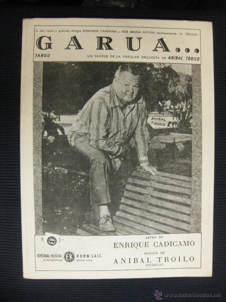 Garúa, solo y triste por la acera… | Reinaldo Spitaletta