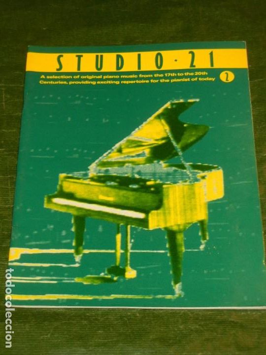 Musical scores: STUDIO 21 BOOK 2 - SELECTION PIANO MUSIC FROM 17TH TO 20TH - GRADE 3-4 - UNIVERSAL.ED. 17955