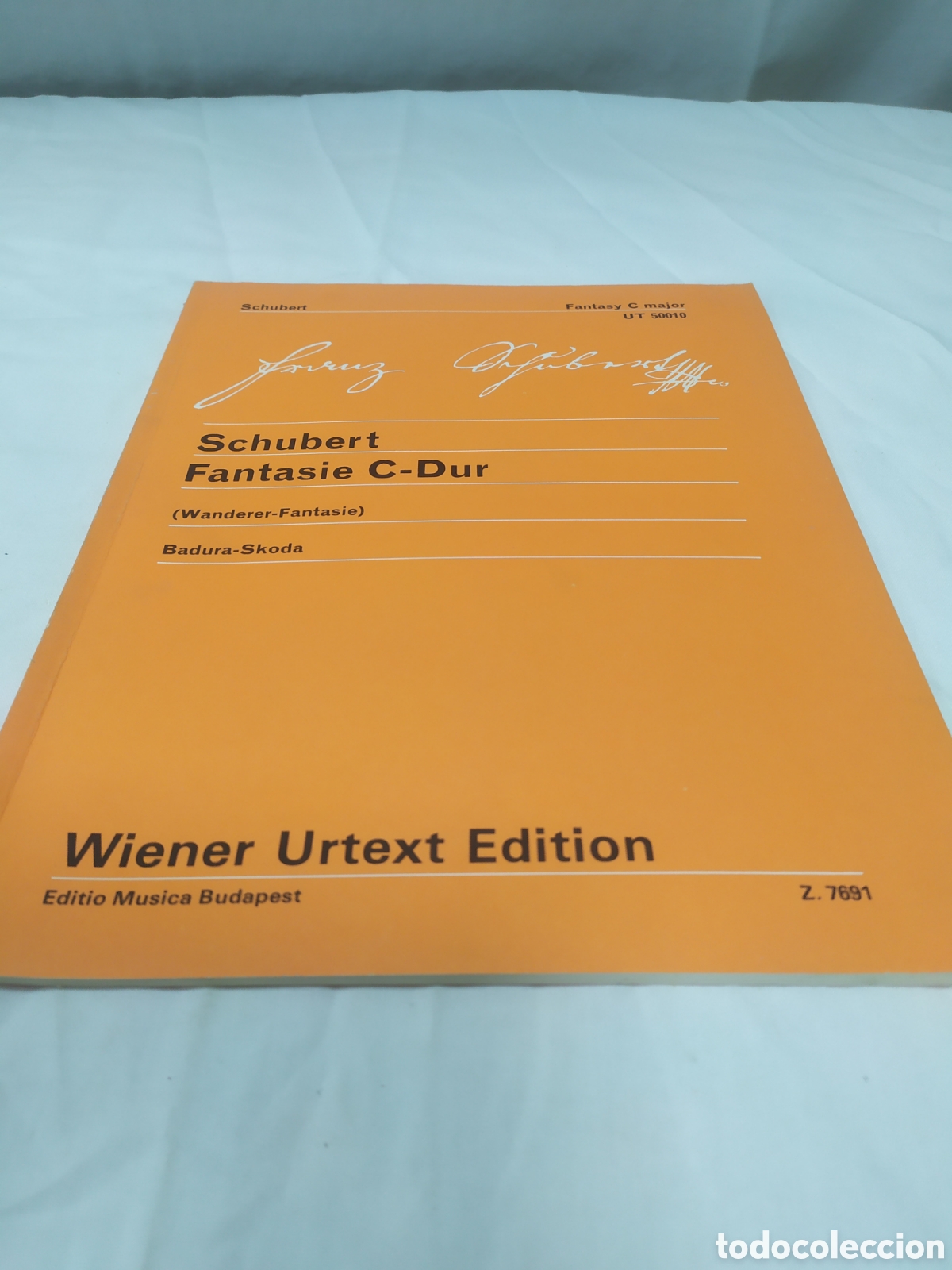Partituras musicales: Schubert Fantas&iacute;a C-Dur, Wiener Urtext Edition, 1965 ZXY