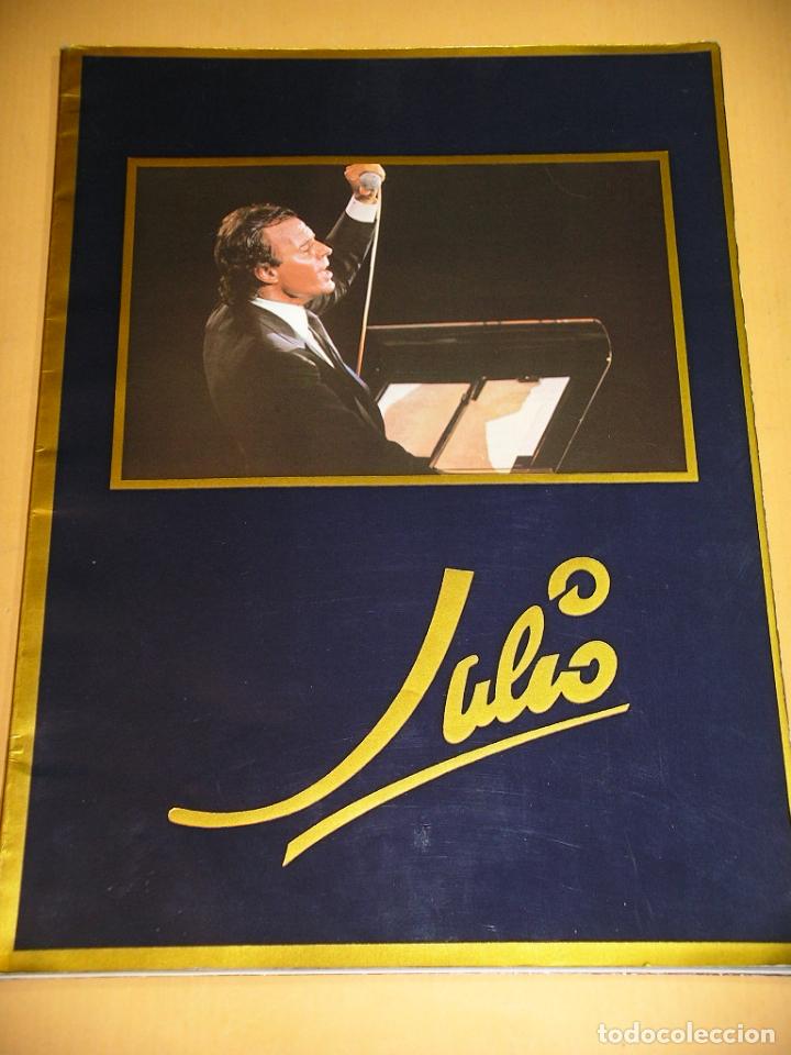 Revistas de m&uacute;sica: Julio Iglesias, Tour program 1983, en ingl&egrave;s y espa&ntilde;ol, concierto 83, programa gira, B2