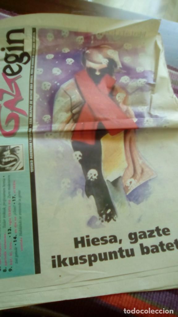 Magazines de musique: GAZTEGIN 1995 BAT BI HIRU 20 P&Aacute;GINAS LARRUA TRUK KOMA GERMAN CHACHICHA