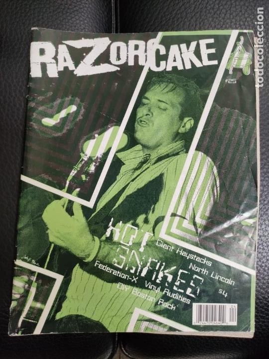 Riviste di musica: RAZORCAKE N&ordm; 25 HOI SNAKES, FEDERATION X, GIANT HAYSTACKS, NORTH LINCOLN, DIY BOSTON ROCK