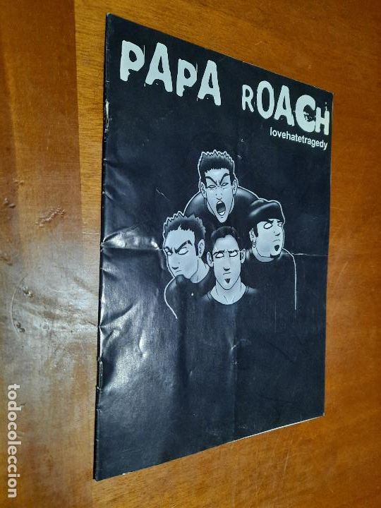 Magazines de musique: PAPA ROACH. LOVEHATETRAGEDY. CUADERNILLO SOBRE ESTE CD. 8 P&Aacute;GINAS. DOBLADO. BUEN ESTADO. DIFICIL