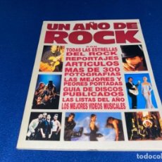 Revistas de música: UN AÑO DE ROCK LIBRO 1991 MECANO LOQUILLO INCLUYE CD Y POSTER DE U2 PRECINTADO. Lote 253487270