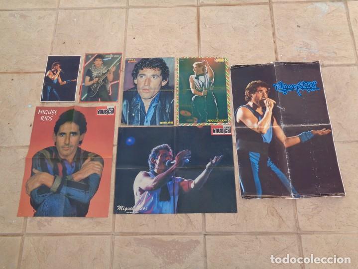Revistas de m&uacute;sica: LOTE DE 7 POSTERS DEL CANTANTE MIGUEL RIOS