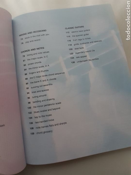 Revistas de m&uacute;sica: Guitar essentials, ingl&eacute;s 2001 - Foto 6