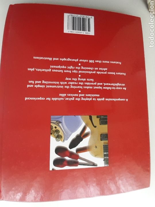 Revistas de m&uacute;sica: Guitar essentials, ingl&eacute;s 2001 - Foto 11