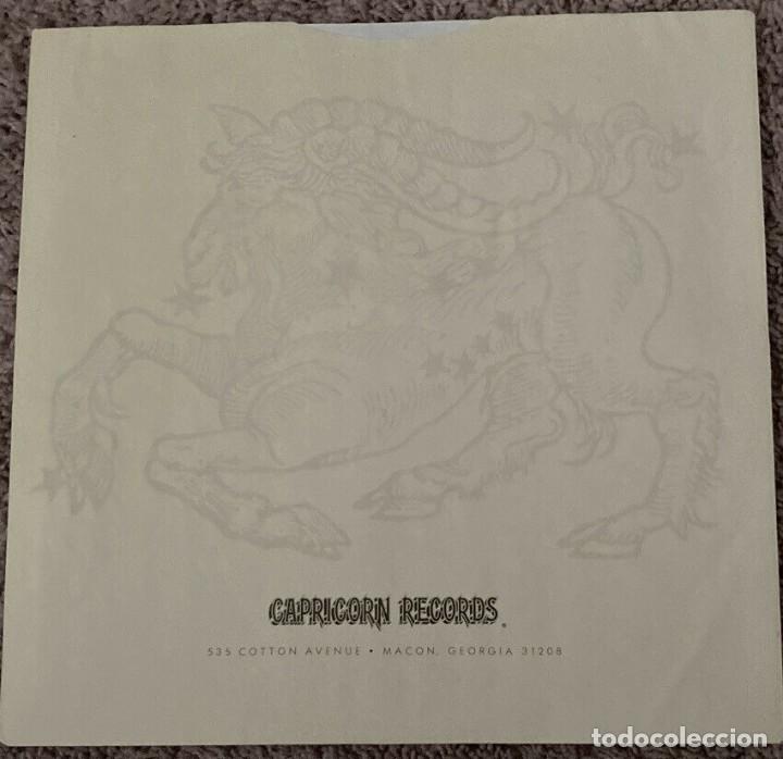 Magazines de musique: CAPRICORN RECORDS COMPANY LP INNER SLEEVE (circa 1974) / EXC !!