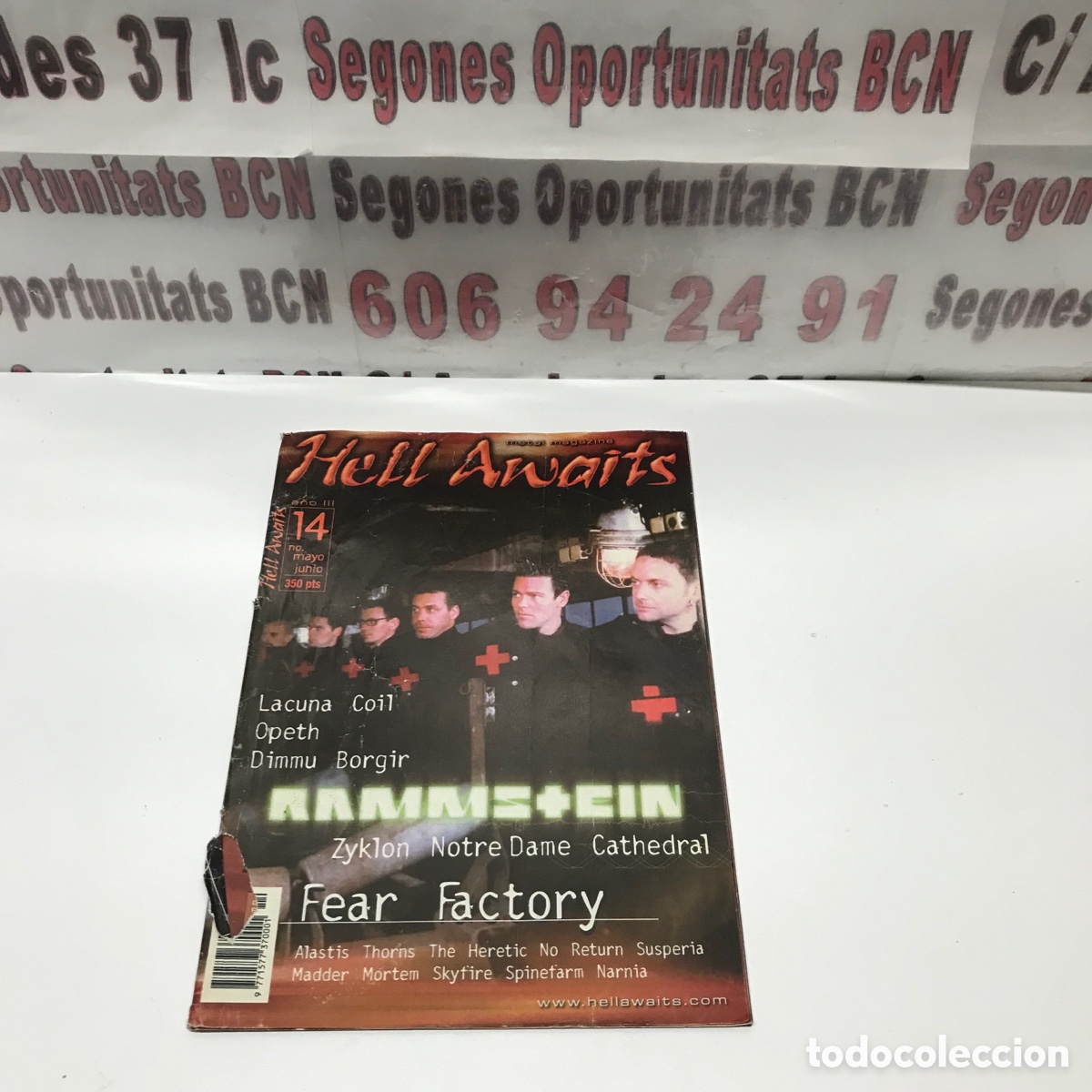 Revistas de m&uacute;sica: REVISTA HELL AWAITS - Foto 1
