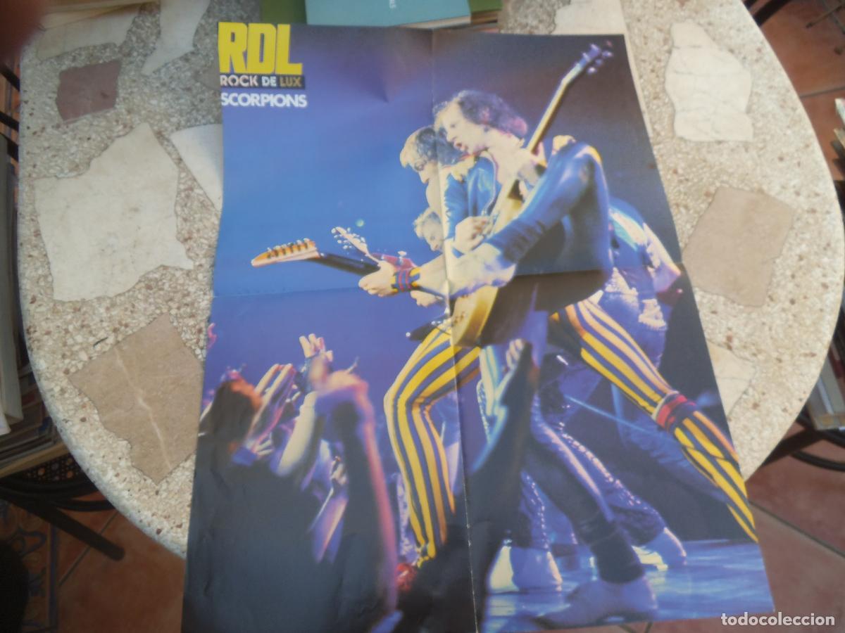 Music magazines: poster de rock de lux, poster doble scorpions y david bowie, no ha sido clavado, 41x54