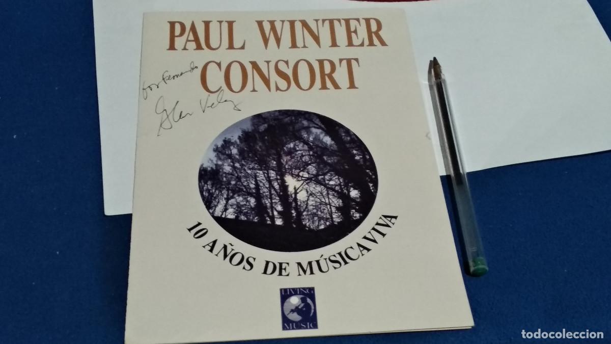 Revistas de m&uacute;sica: PROGRAMA DE CONCIERTOS - PAUL WINTER CONSORT FIRMADO POR EL - 5 - 3 - 1992 - VER FOTOS