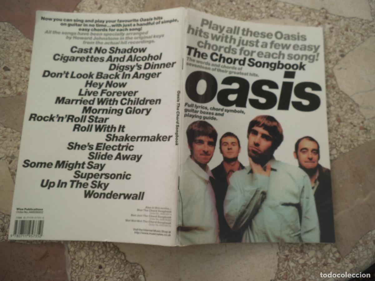 Revistas de m&uacute;sica: partituras oasis, play all tyhese oasis, hits with just a few easy, the chord songbook