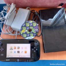 Nintendo Wii U de segunda mano: CONSOLA NINTENDO WII U NEGRA 32 GB CON CABLES Y TABLETA VERSION PAL ESPAÑA+ JUEGO. Lote 380181184