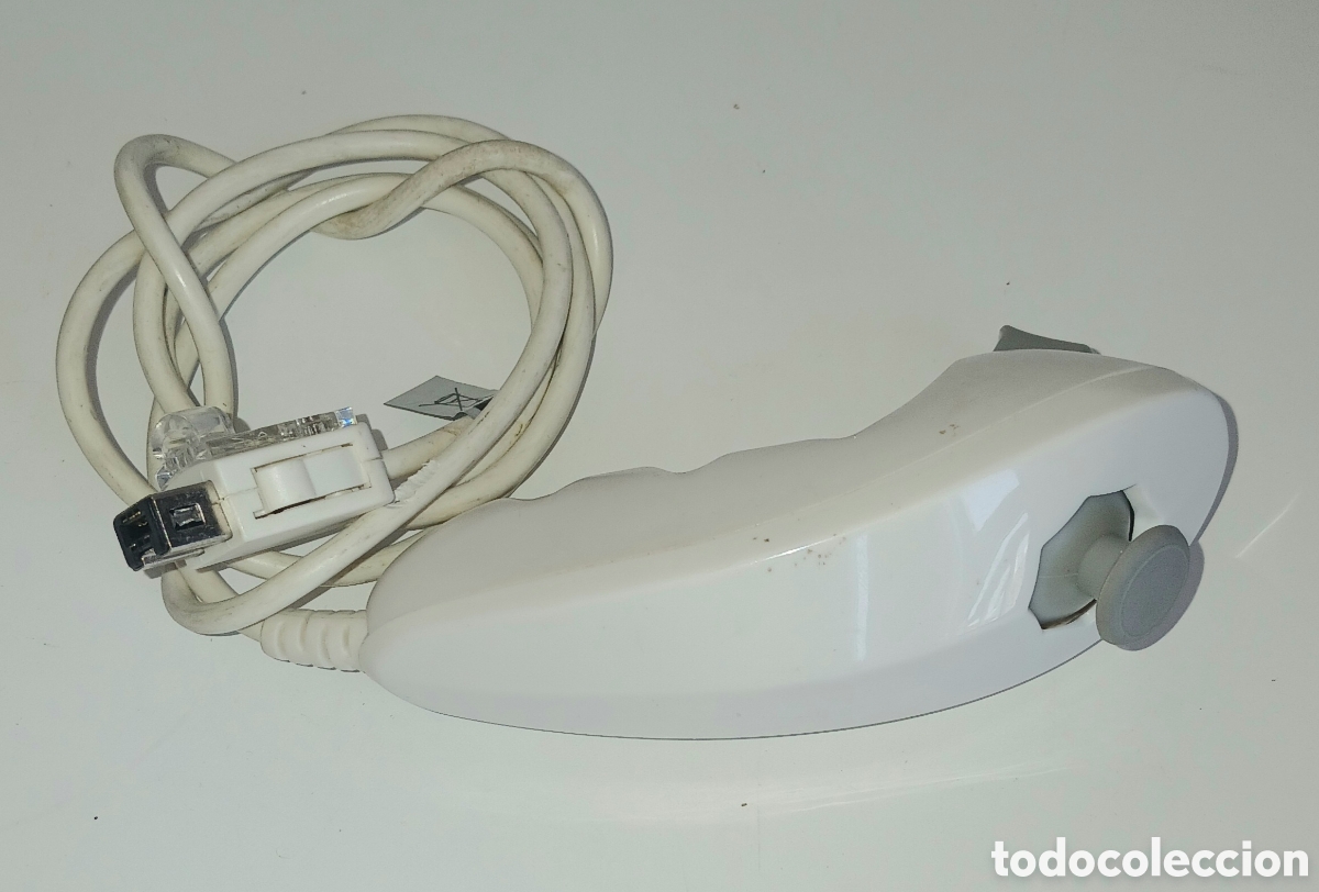 Nintendo Wii U de segunda mano: Mando Nunchuk Blanco Oficial Nintendo Wii / Wii U - Buen Estado