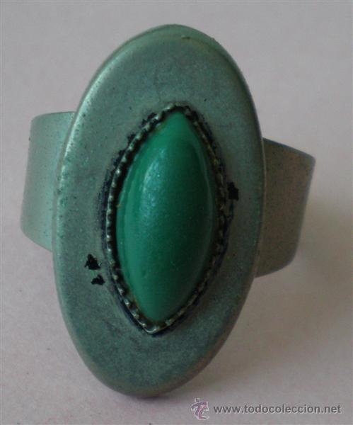 Nuevo: Anillo .. Piedra verde - Foto 1