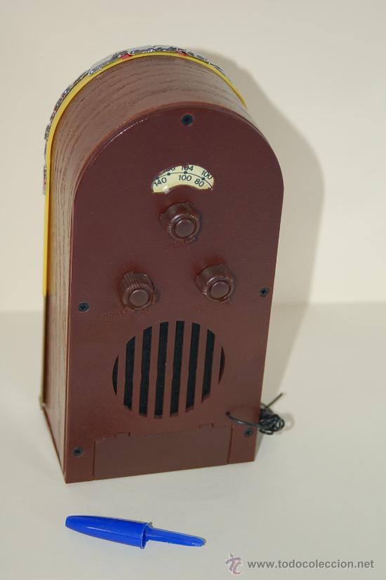 Nuevo: RADIO CON AM Y FM -CON FORMA DE JUKEBOX - - Foto 4