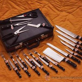 Maletín con 24 piezas de cuchillos de profesional de la prestigiosa marca Erika Solingen. Contiene t