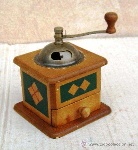 Nuovo: molinillo cafe de madera,, mol365