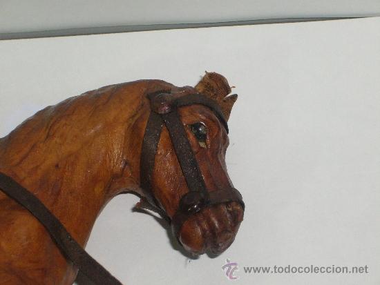 Nuevo: CABALLO FORRADO DE PIEL  CON ESTRIBOS DE BRONCE - Foto 6