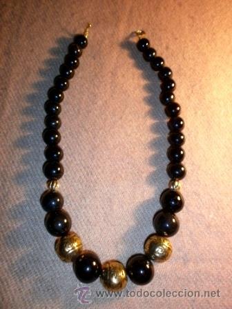 Nuevo: Collar de &oacute;nix negro y cuentas doradas - Foto 1