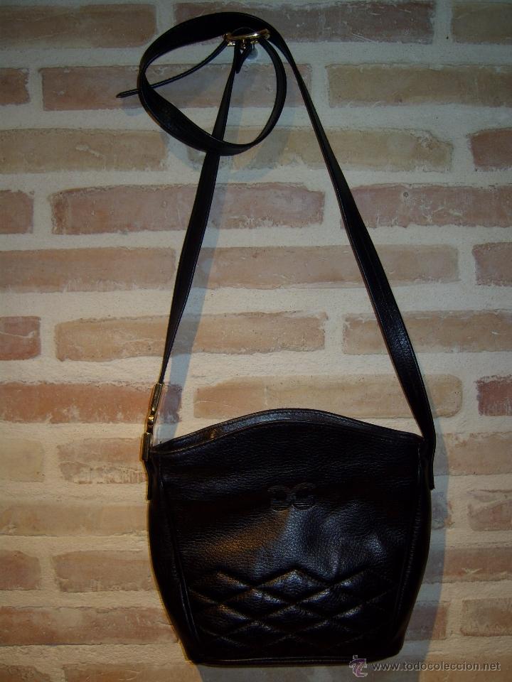 Nuevo: BOLSO DE PIEL NEGRA.VINTAGE. - Foto 1