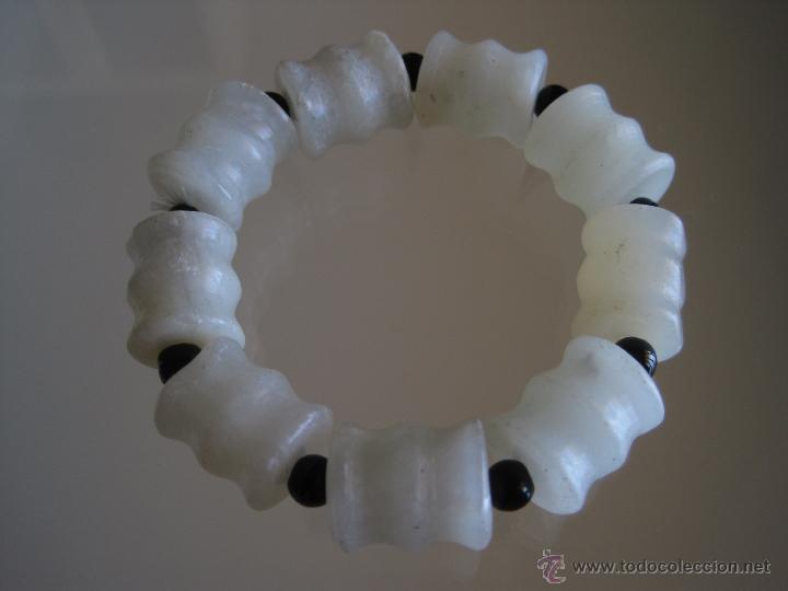 Nuevo: PULSERA DE JADE BLANCO Y ONIX - Foto 1
