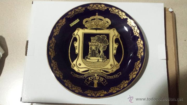 Nuevo: PLATO CON ESCUDO DE LA CIUDAD DE VIGO (ORO DE LEY) - Foto 1