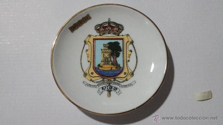 Nuevo: PLATO CON ESCUDO DE LA CIUDAD DE VIGO (ORO DE LEY) - Foto 1