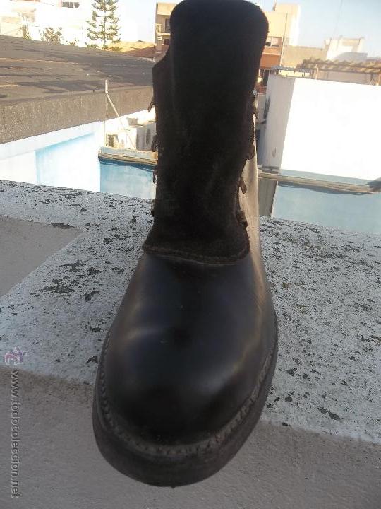 Nuevo: botas antiguas de color marron - Foto 1