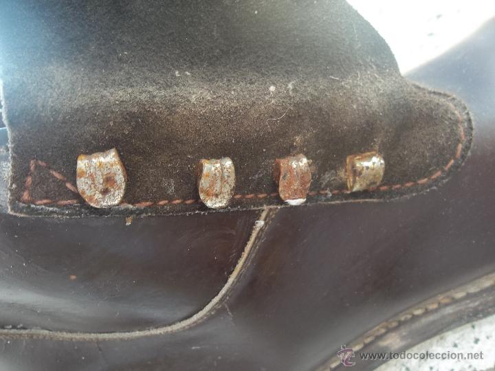 Nuevo: botas antiguas de color marron - Foto 4