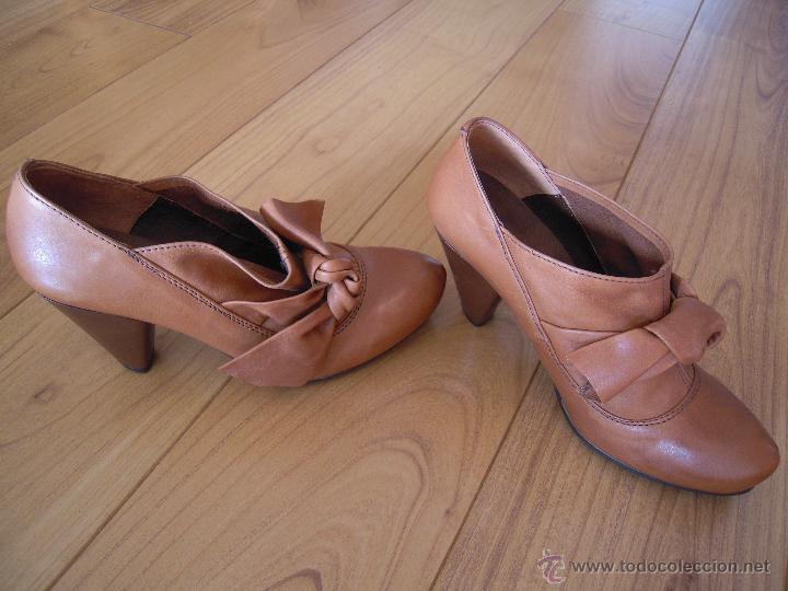 Nuevo: Zapatos abotinados camel n&ordm; 38 - Foto 1