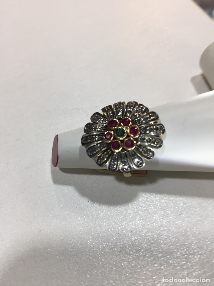 Nuevo: Anillo oro,diamantes,esmeralda y rub&iacute;es - Foto 3