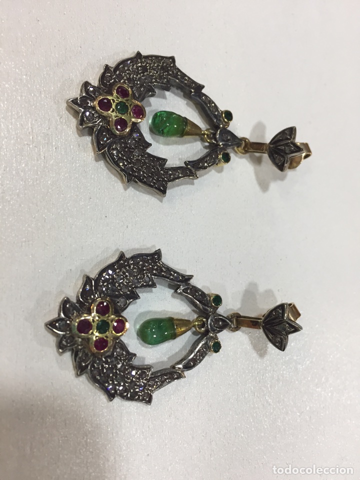 Nuevo: Pendientes de oro,diamantes,esmeraldas,rub&iacute;es. - Foto 2