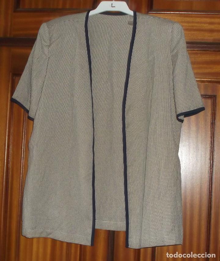 Nuevo: chaqueta o blusa de poliester y viscosa talla 52 sin estrenar