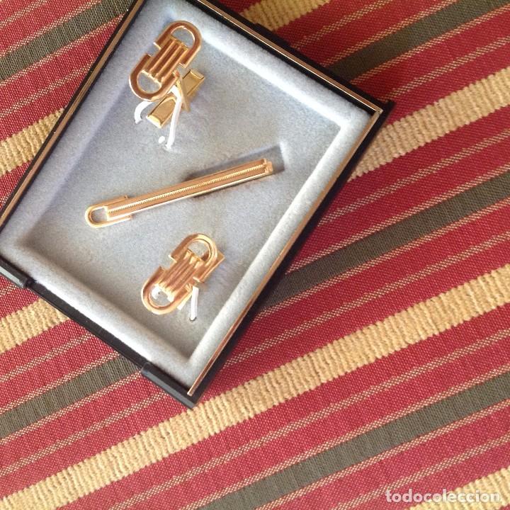 Nuevo: CONJUNTO GEMELOS Y PISACORBATAS.ORO 18 K. - Foto 5