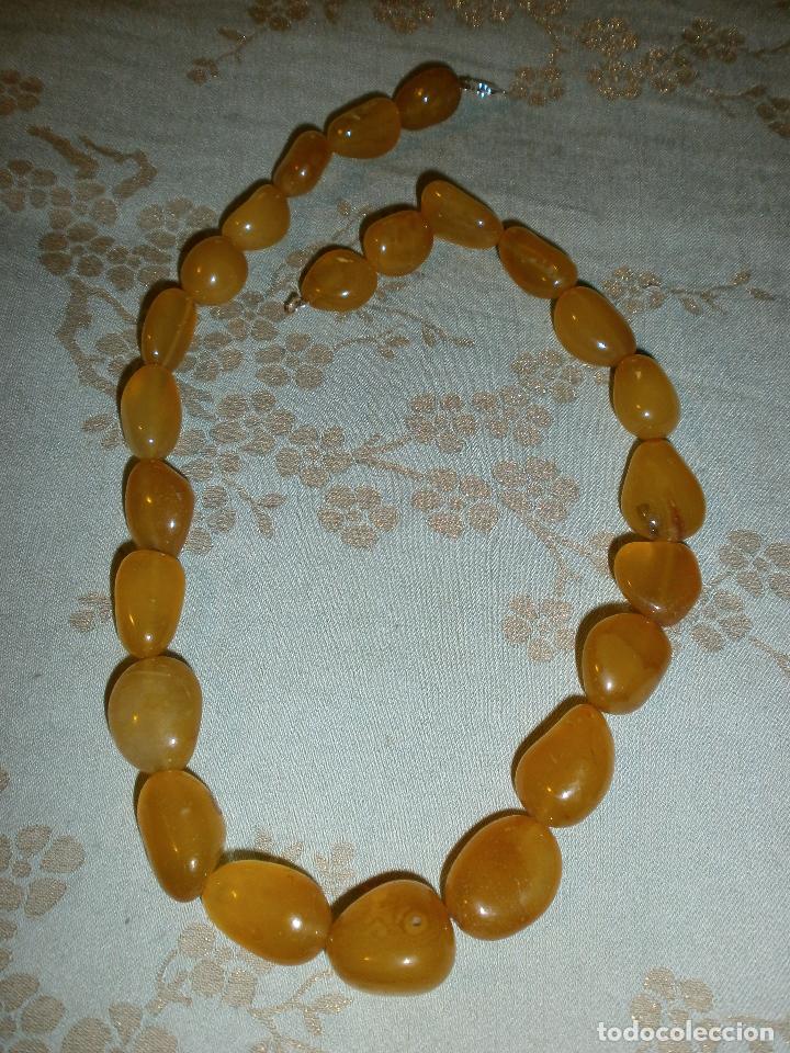 Nuevo: Collar sencillo de &aacute;gatas doradas y plata - Foto 1