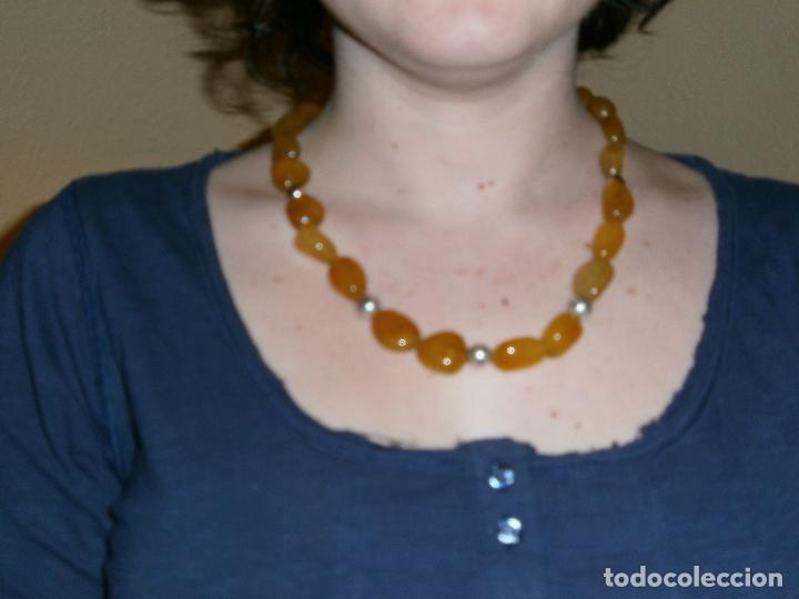 Nuevo: Collar sencillo de &aacute;gatas doradas y plata - Foto 2